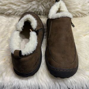 SOLD! Women”s Brown Slip-On Shoes with Faux Fur Lining